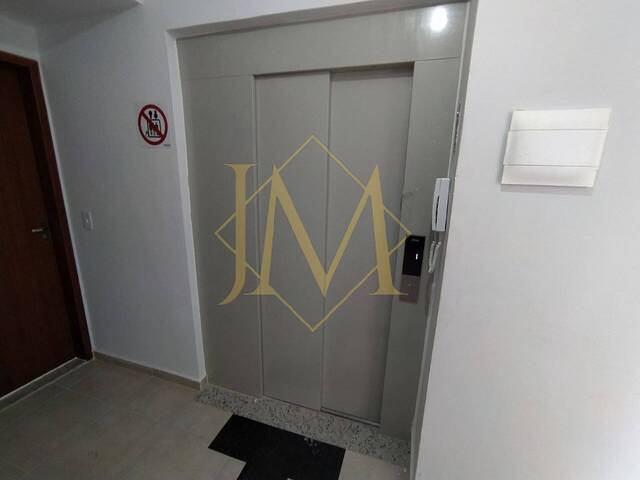 #833 - Apartamento para Venda em Coronel Fabriciano - MG